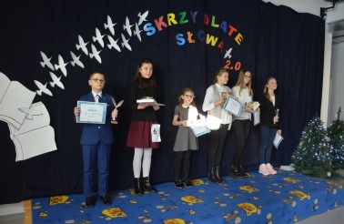 laureaci konkursu recytatorskiego "Skrzydlate Słowa 2.0" w Dwujęzycznej Szkole Podstawowej ATUT we Wrocławiu